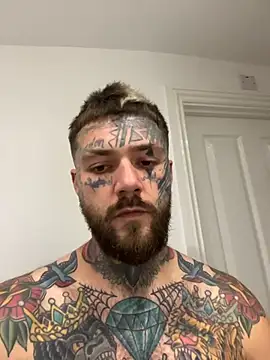 magicmichaell online show from December 3, 2025, 9:58 pm