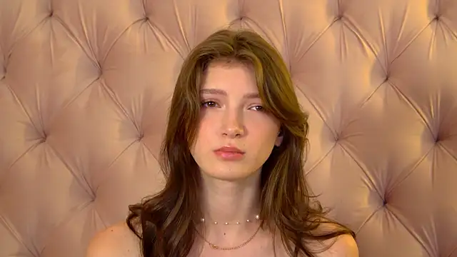 SophiaProve online show from August 3, 2026, 4:35 pm