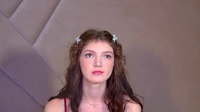 SophiaProve online show from July 16, 2026, 4:26 pm