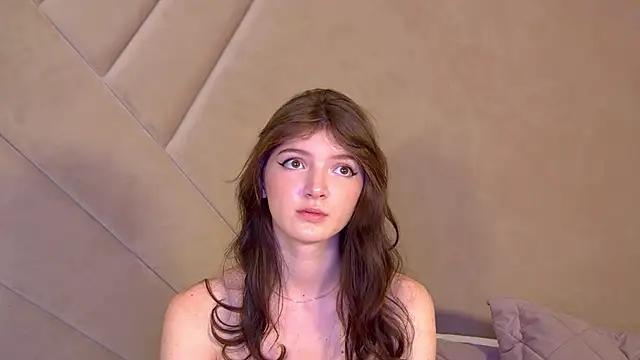 SophiaProve online show from June 5, 2026, 4:24 pm