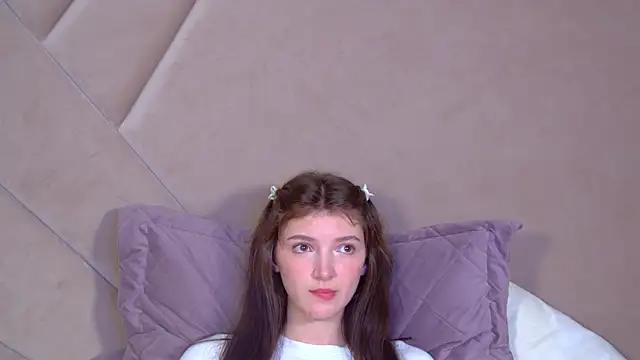 SophiaProve online show from July 14, 2026, 2:05 am