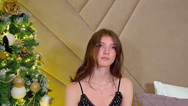 SophiaProve online show from December 18, 2025, 3:27 pm