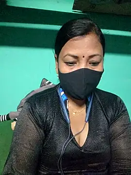 Snapshot of Hot__girls001 chatting on November 29, 2025, 6:30 pm Hot girls001 online show from November 29, 2025, 6:30 pm