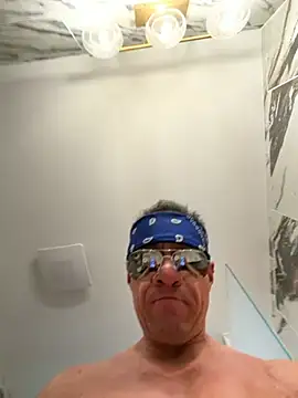 Snapshot of WildFocus chatting on January 13, 2026, 9:30 pm WildFocus online show from January 13, 2026, 9:30 pm