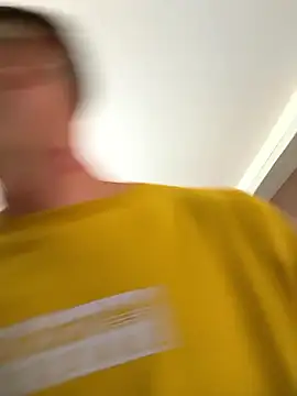 Snapshot of Lucasjandre chatting on January 14, 2026, 10:30 am Lucasjandre online show from January 14, 2026, 10:30 am