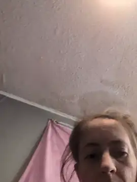 sexxxilexxxi44 online show from December 5, 2025, 1:10 pm