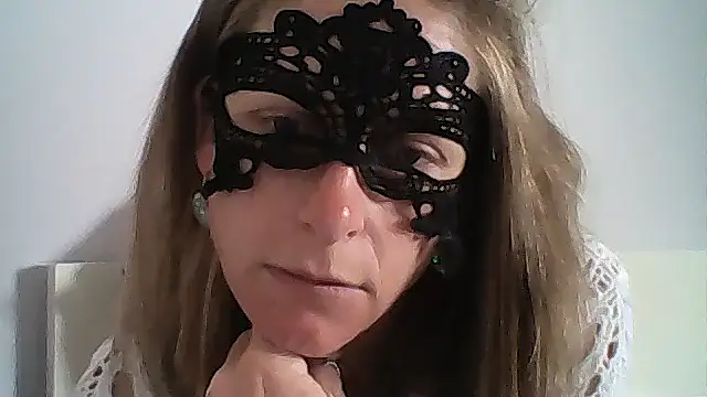 MelleEloa online show from June 29, 2026, 7:37 am