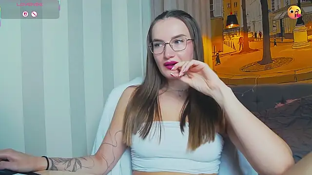 ALICE  ALICE69 online show from April 6, 2026, 8:10 pm