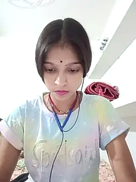 Snapshot of Mohnicute chatting on May 4, 2026, 6:22 pm Mohnicute online show from May 4, 2026, 6:22 pm