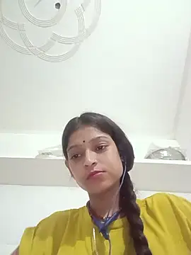 Mohnicute online show from July 8, 2026, 6:30 pm