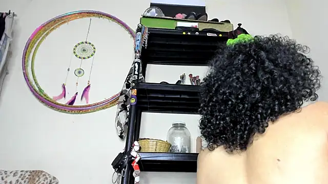 Snapshot of Angel_White25 chatting on February 24, 2026, 11:27 pm Angel White25 online show from February 24, 2026, 11:27 pm