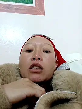 Snapshot of girl-hot2x chatting on February 5, 2026, 12:23 pm girl-hot2x online show from February 5, 2026, 12:23 pm