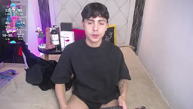 Samu FoXXX online show from November 12, 2025, 8:23 pm