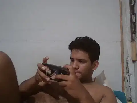 Snapshot of josecamsex27 chatting on January 17, 2026, 4:16 am josecamsex27 online show from January 17, 2026, 4:16 am