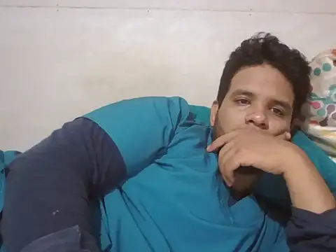 josecamsex27 online show from April 10, 2026, 1:01 am