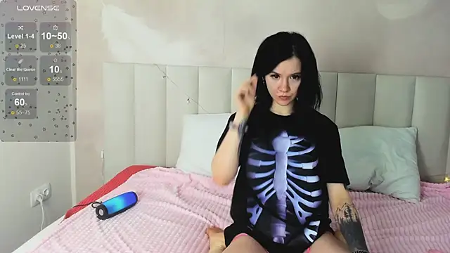 Lina Moony online show from January 10, 2026, 8:53 am