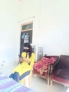 Snapshot of Riya_917 chatting on February 14, 2026, 6:13 am Riya 917 online show from February 14, 2026, 6:13 am