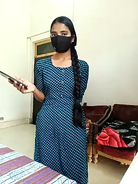 Snapshot of Riya_917 chatting on February 2, 2026, 8:57 am Riya 917 online show from February 2, 2026, 8:57 am