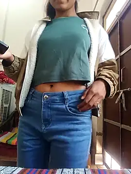 Snapshot of Riya_917 chatting on January 17, 2026, 7:34 am Riya 917 online show from January 17, 2026, 7:34 am