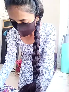 Snapshot of Riya_917 chatting on February 9, 2026, 7:06 am Riya 917 online show from February 9, 2026, 7:06 am