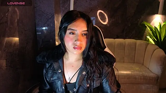 Juliana Tx online show from February 4, 2026, 3:12 am