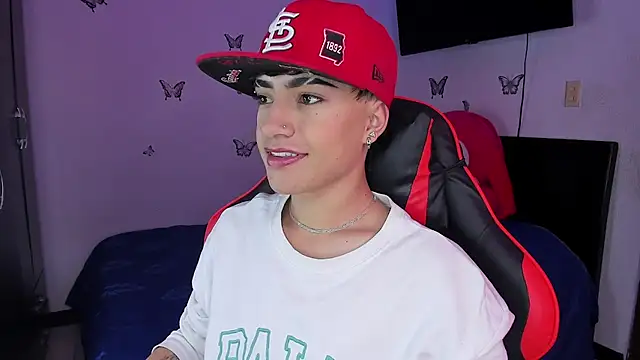 ThiagoDV online show from November 14, 2025, 1:48 pm