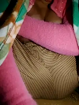 Hotty siatar online show from November 19, 2025, 5:46 pm