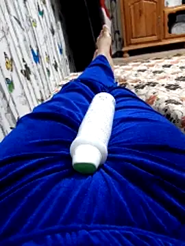 Snapshot of Tota_sexi chatting on April 17, 2026, 10:45 pm Tota sexi online show from April 17, 2026, 10:45 pm