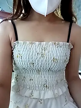 Snapshot of LynkLyy2k chatting on November 14, 2025, 4:49 am LynkLyy2k online show from November 14, 2025, 4:49 am