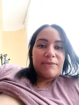 Snapshot of sol3ex chatting on November 11, 2025, 3:18 pm sol3ex online show from November 11, 2025, 3:18 pm