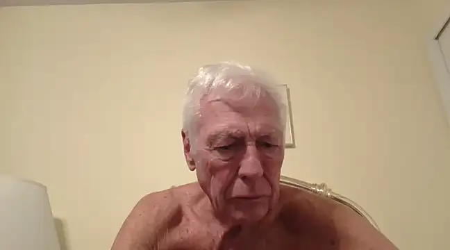 Snapshot of capttp chatting on February 3, 2025, 3:53 am capttp online show from February 3, 2025, 3:53 am