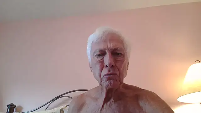 Snapshot of capttp chatting on January 3, 2025, 3:44 pm capttp online show from January 3, 2025, 3:44 pm