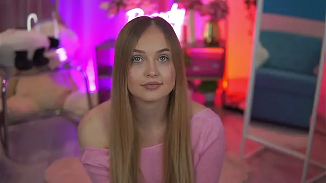 ElyssawetXX online show from March 4, 2026, 7:32 pm