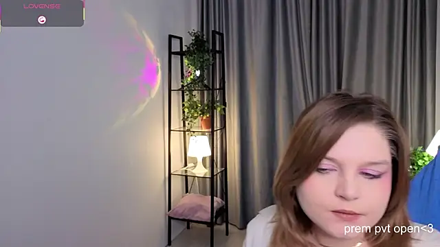 RacieBroom online show from January 8, 2026, 10:05 pm