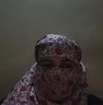 Snapshot of Yamini-X chatting on November 14, 2025, 4:16 am Yamini-X online show from November 14, 2025, 4:16 am