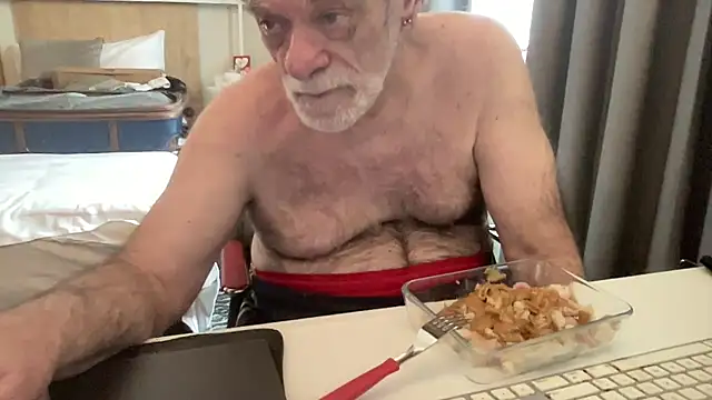 coach-karl online show from February 13, 2026, 12:27 pm