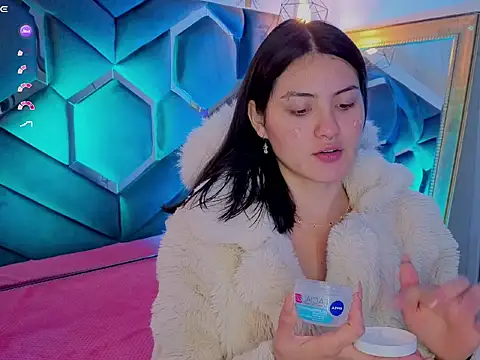 Brandy collinss online show from March 25, 2026, 11:31 am