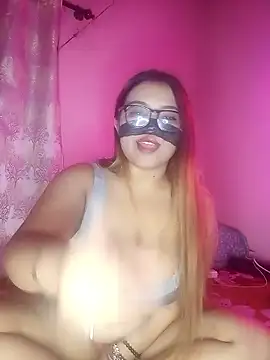 Bunnybush37 online show from January 19, 2026, 3:05 pm