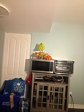 piggylatino online show from June 1, 2026, 4:13 am