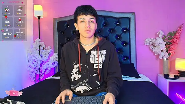 Snapshot of Davel_Svetla chatting on November 14, 2025, 12:42 pm Davel Svetla online show from November 14, 2025, 12:42 pm