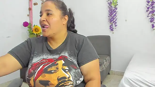  1Zoey online show from February 20, 2026, 12:51 am