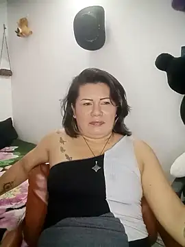 angi daw online show from June 17, 2026, 3:06 am