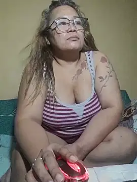 loriepinay46 online show from August 4, 2026, 4:00 pm