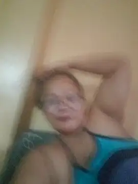 loriepinay46 online show from July 26, 2026, 10:27 pm