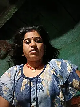 Hot kamla online show from July 18, 2026, 9:01 pm
