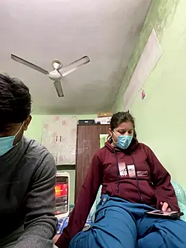 Cute hotzara online show from January 10, 2026, 4:52 am