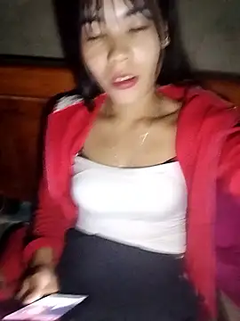 gugu0022 online show from December 21, 2025, 1:57 pm