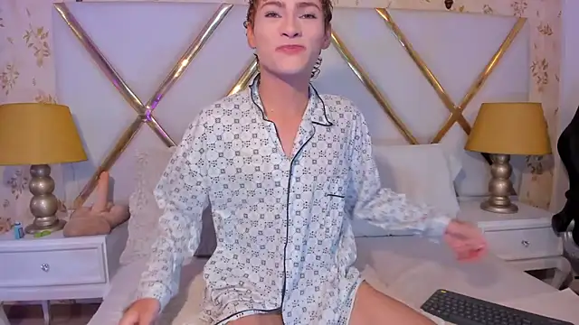 JacobRusso online show from April 6, 2026, 1:45 am