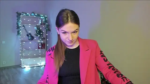 luna lust 212 online show from December 23, 2025, 4:23 am