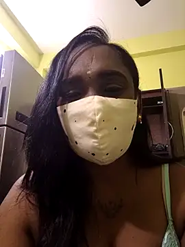 Snapshot of Dharshini98 chatting on February 11, 2026, 9:03 pm Dharshini98 online show from February 11, 2026, 9:03 pm